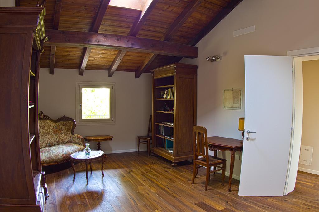 Locanda Del Toro Calderara di Reno Exterior photo